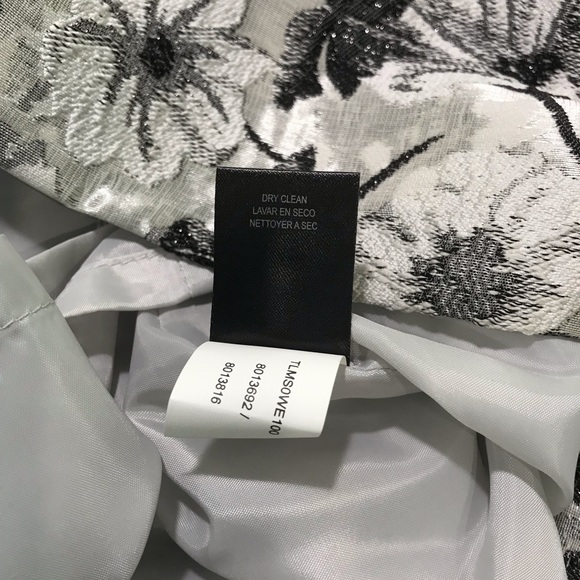 Tahari Silver Floral A-Line Dress - Women’s 2 NEW! - Picture 10 of 10